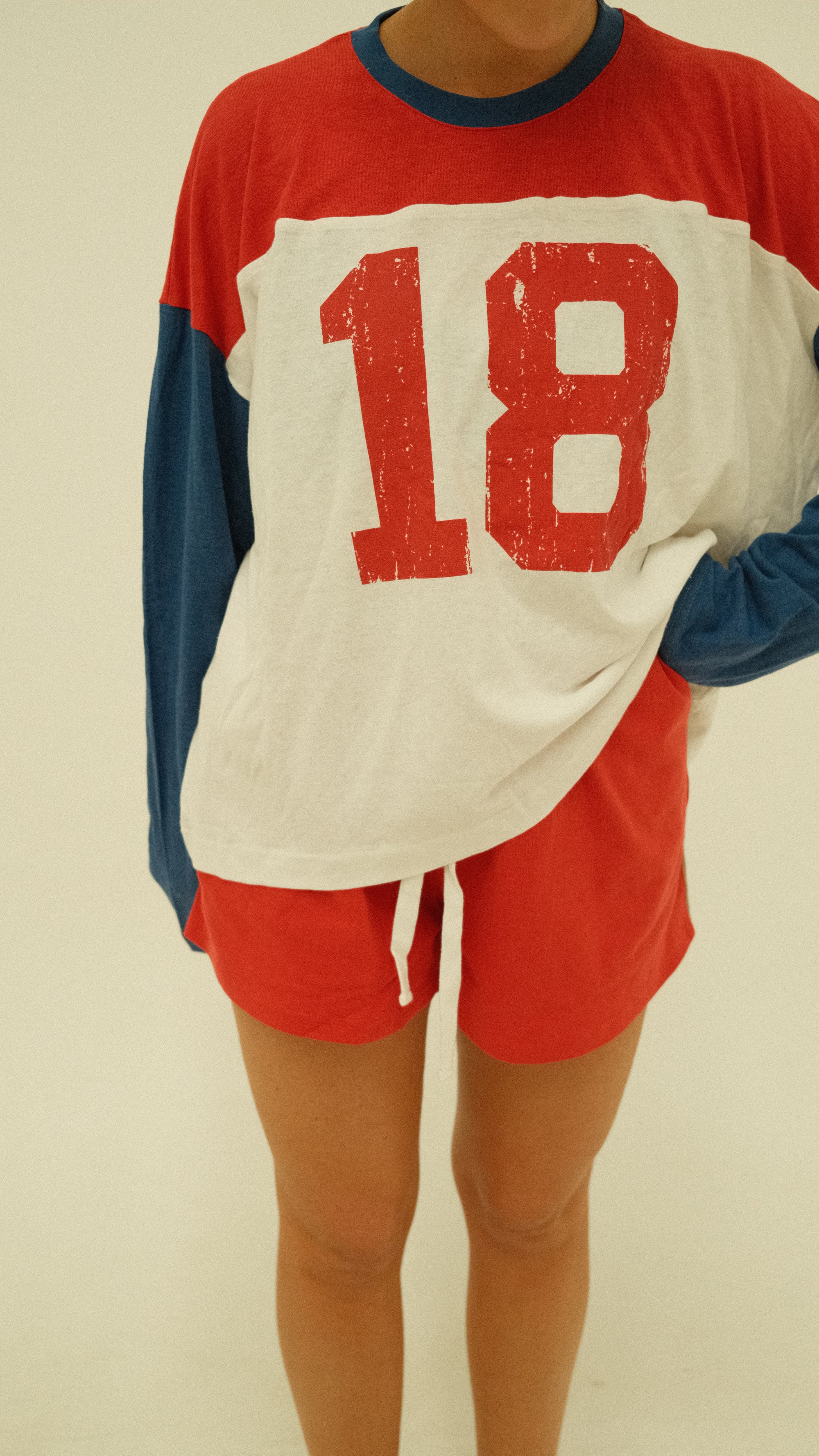 Established l/s tee - red/blue