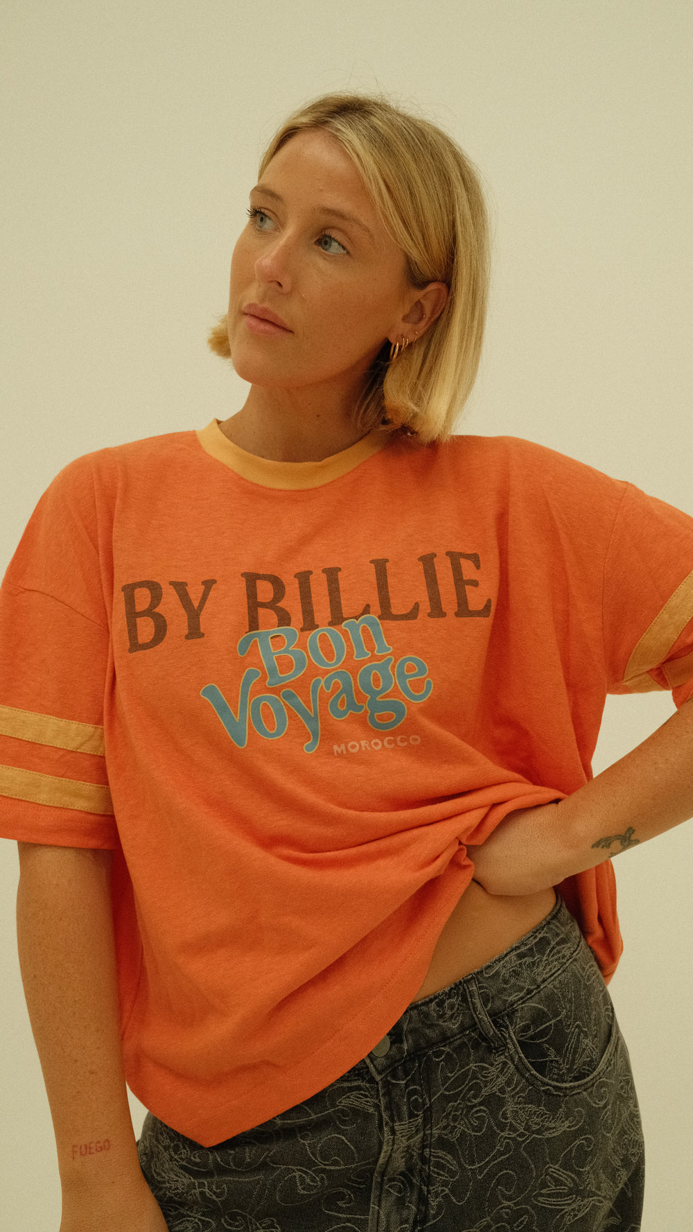 Athletic hemp/cotton tee - bon voyage