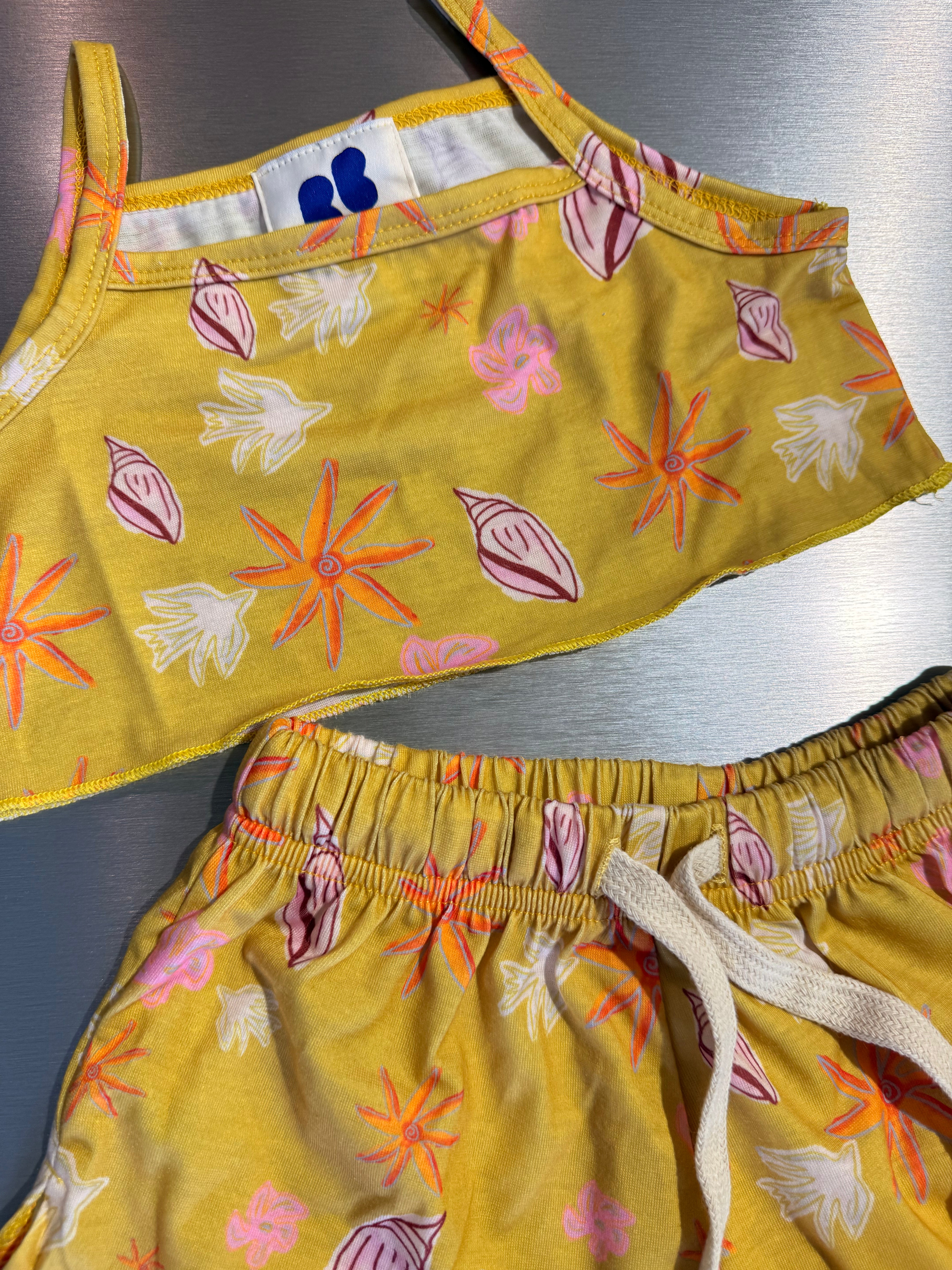 Play crop & shorts set - golden seashells