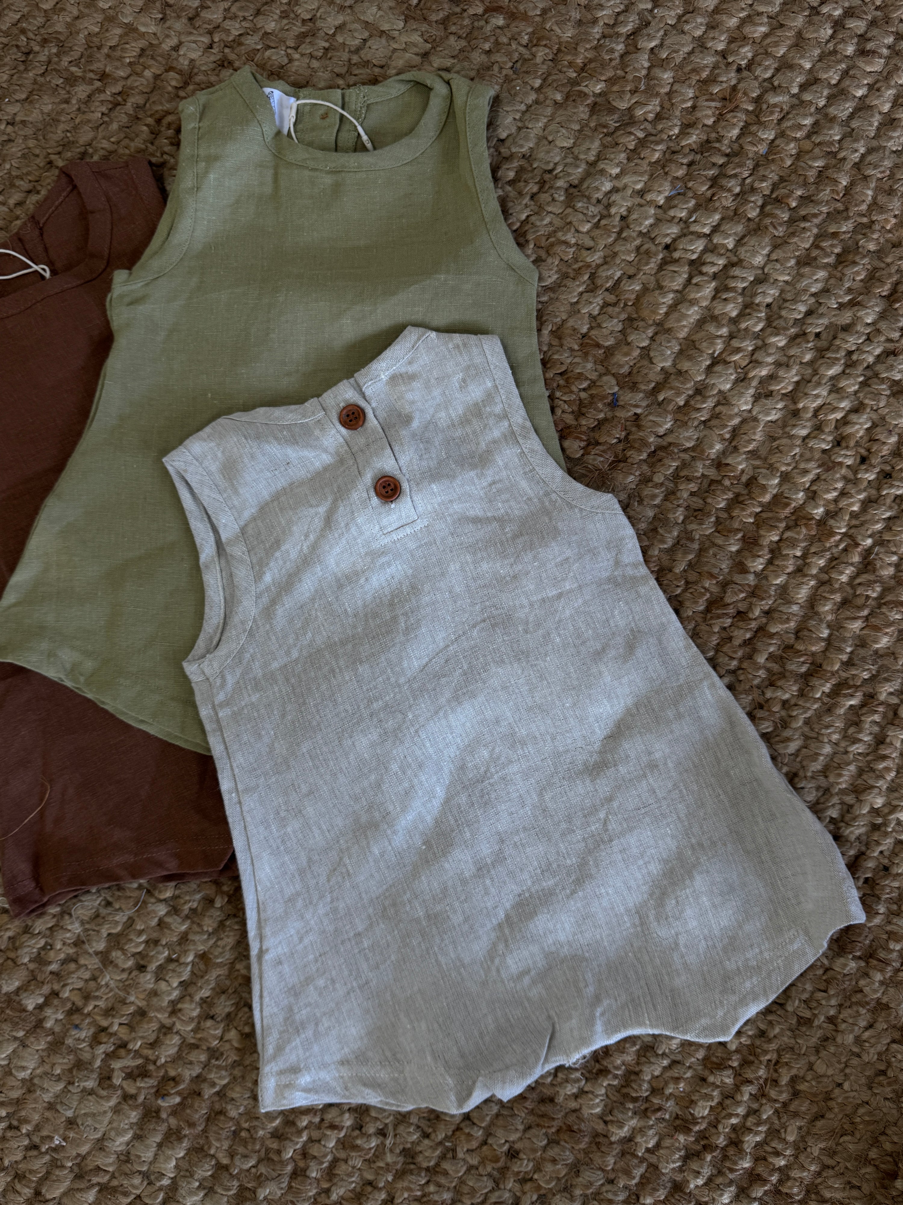 Beige linen romper - FAULTY