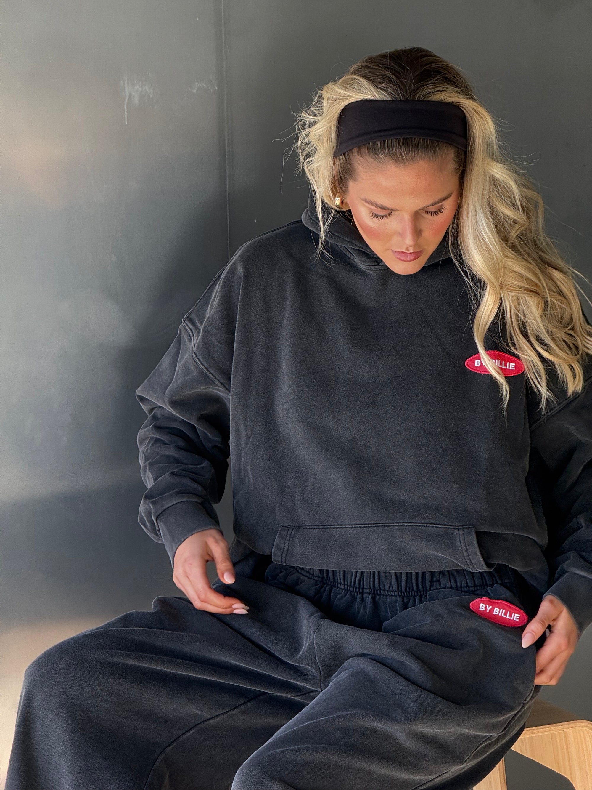 Essential hoodie - charcoal
