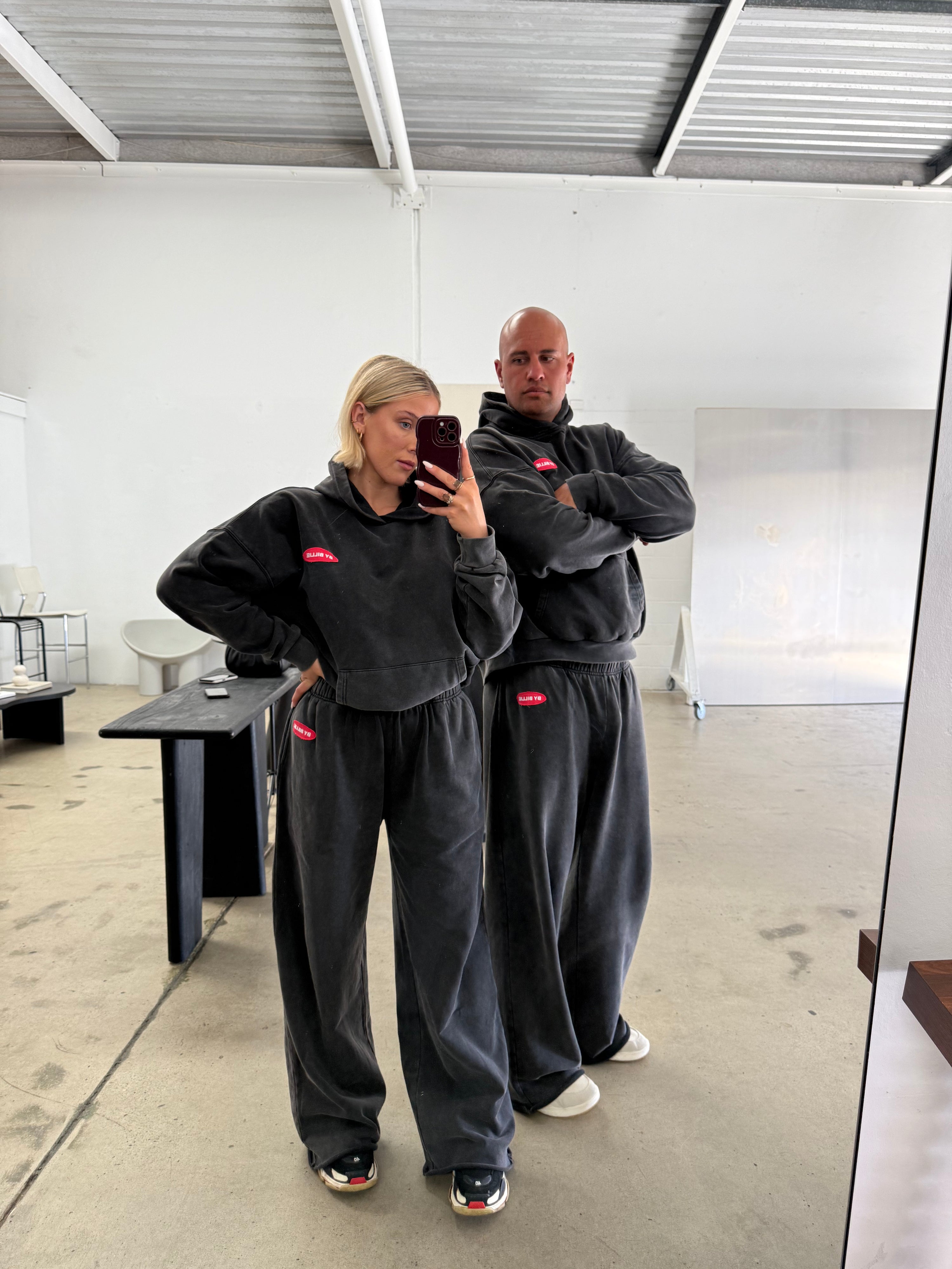 Essential trackpant - charcoal