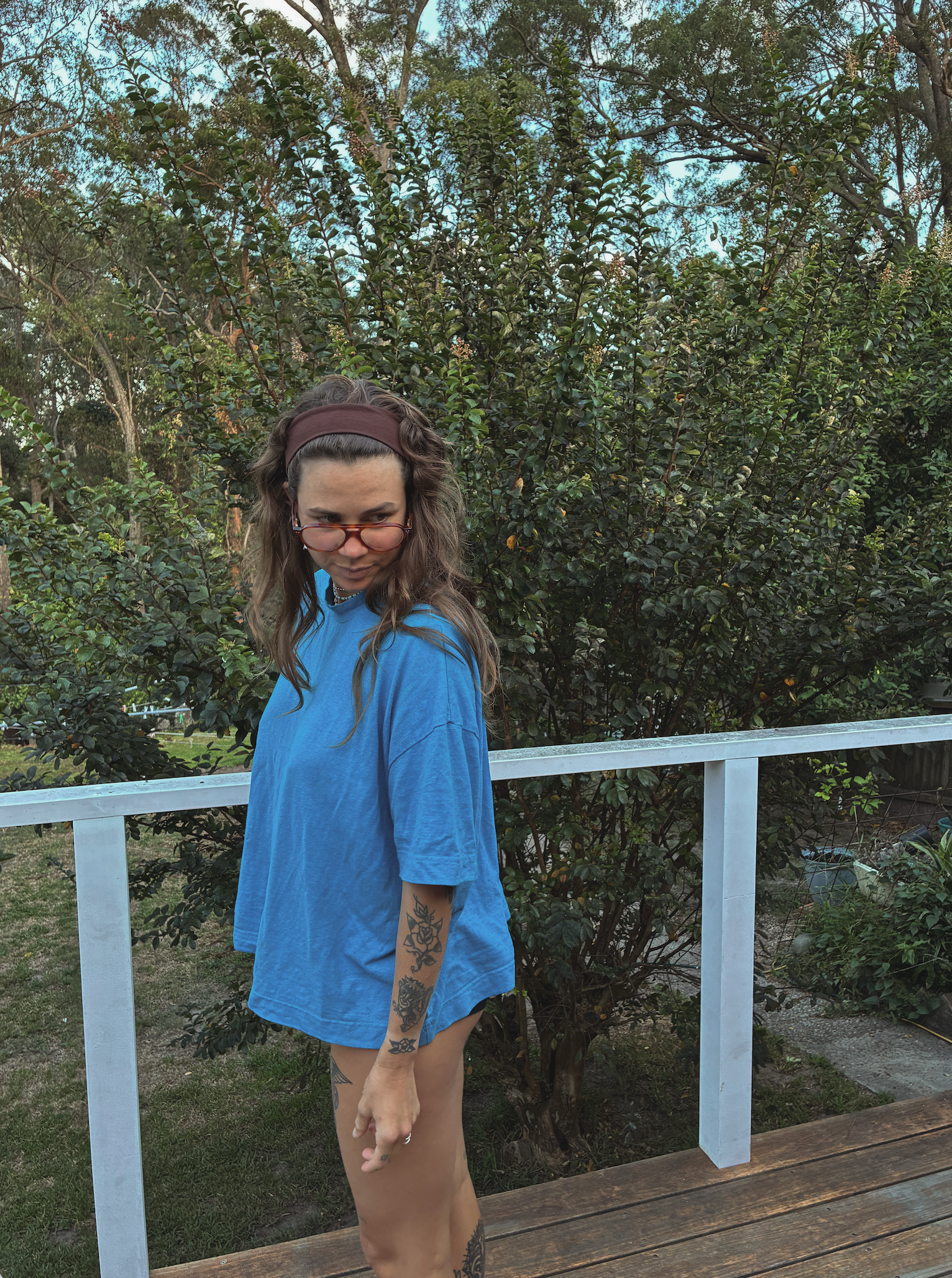 Athletic hemp/cotton tee - bright blue