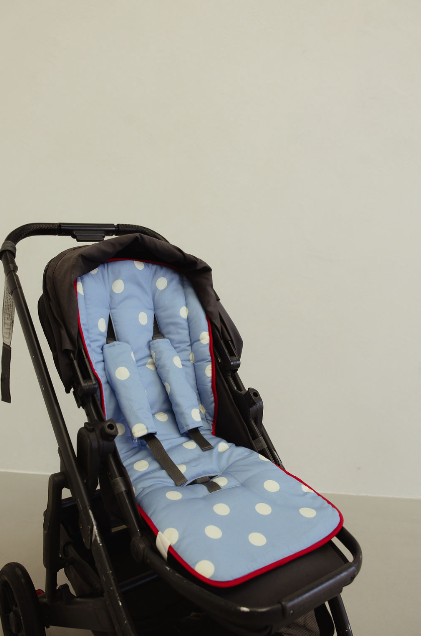 Pram liner - blue polka dot