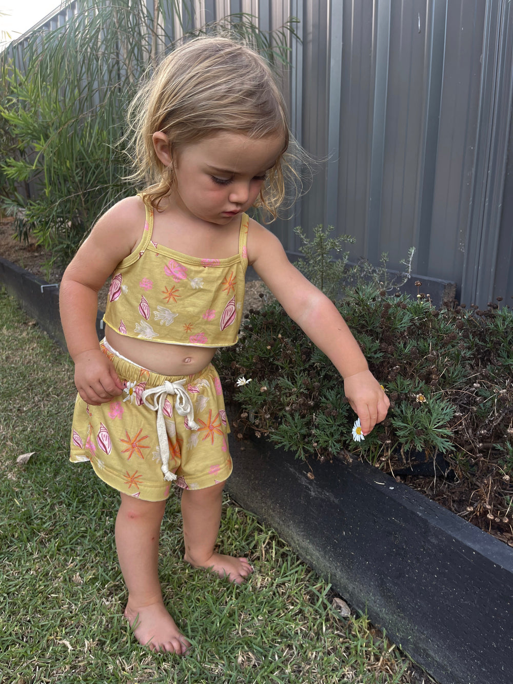 Play crop & shorts set - golden seashells